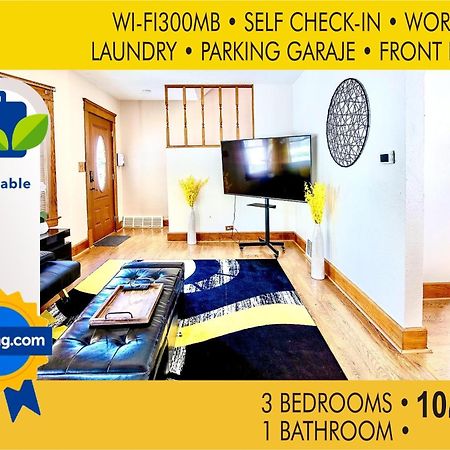 The Amber Retreat - Brooklyn Centre Comfort - Charming Space For Families, Couples & Business Travelers Near Downtown - With 300Mb Wifi, Parking & Self Check-In 克里夫兰 外观 照片